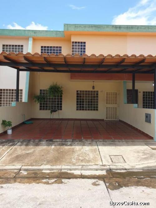 TOWNHOUSE EN VENTA CONJUNTO RES. LOS TAMARINDOS SAN DIEGO