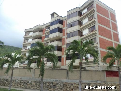 En venta fenomenal apartamento con acceso a piscina ubicado en Tanaguarenas