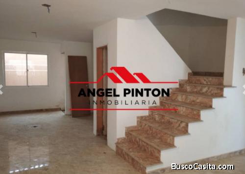 TOWNHOUSE VENTA LA COROMOTO SAN FRANCISCO API 3025