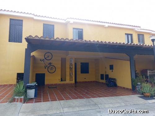 Townhouse En San Diego Res. El Lirial