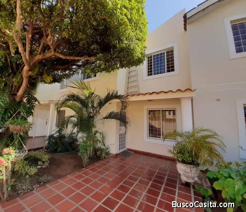 Townhouse Venta Maracaibo Villa Corales 764