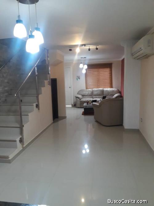 Townhouse Venta Maracaibo Caminos de la Lagunita 890