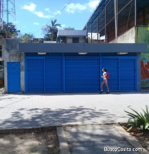 Casa-Comercial