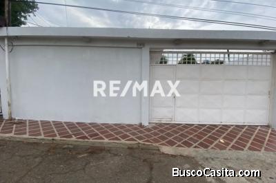 Casa con Galpón en VENTA - MARACAIBO