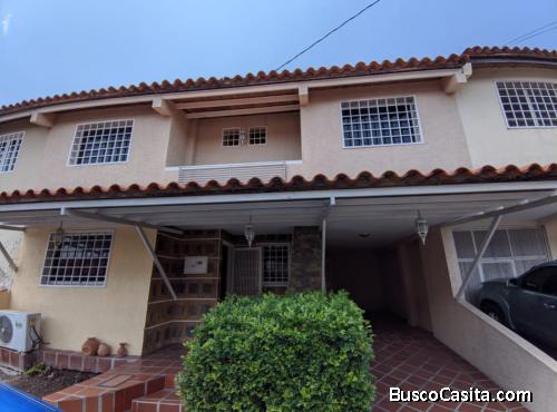 Saidsa Viccionacce vende Remodelada en Urbanización Villa Roca en Cabudare