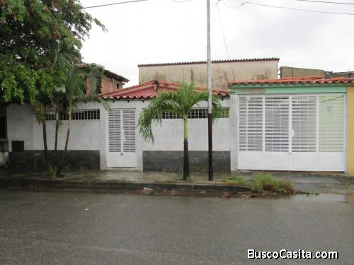 VENDO CASA CENTRO DE BARINAS de 180 m2  Urb.Nva Barinas