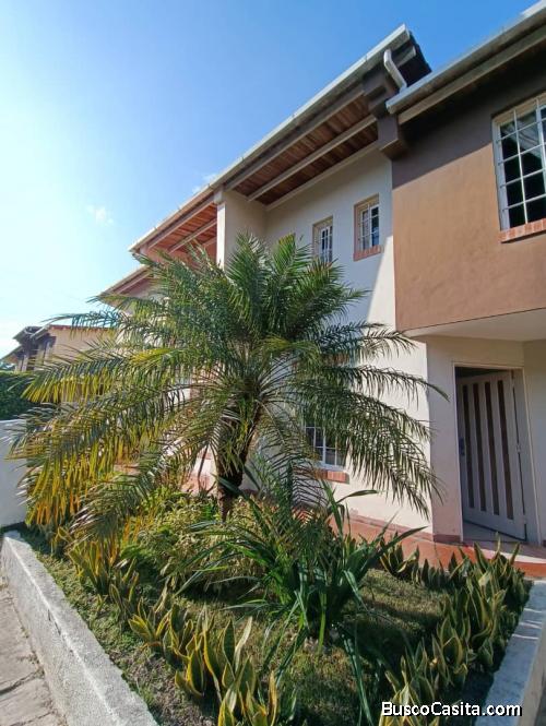 Saidsa Viccionacce vende town house en urbanizacion privada en Cabudare