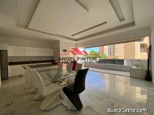 TOWNHOUSE EN VENTA EN AV EL MILAGRO RINCON MARACAIBO API 3643