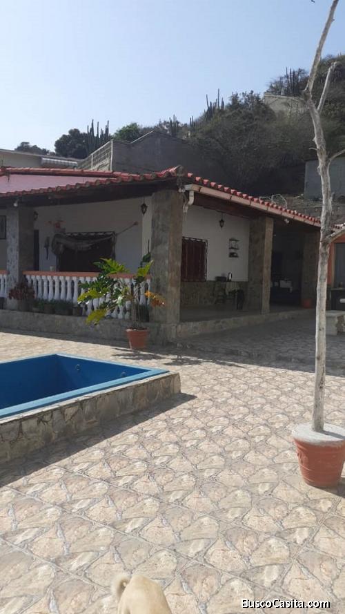 Se Vende Espaciosa y Acogedora Casa frente al Mar, em Playa Verde Catia La Mar
