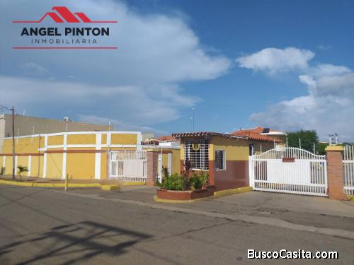 TOWNHOUSE VENTA TIERRA DEL SOL MARACAIBO API 978