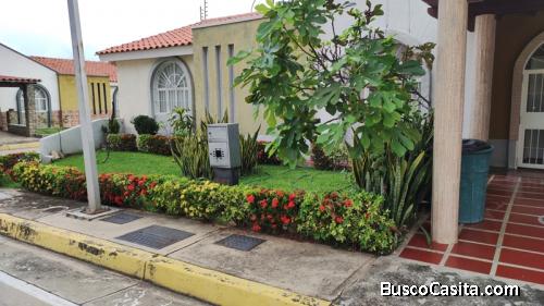 Venta de casa en la Cumaca, Urb Pie de Montes Chalet