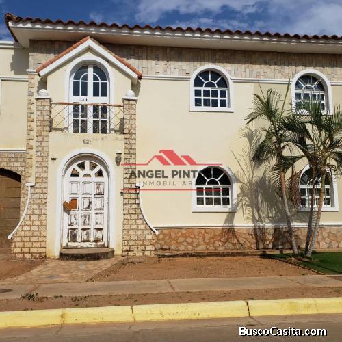 TOWNHOUSE EN VENTA COSTA ROSMINI III MARACAIBO API 4281 ELIDA HERNANDEZ . ANGEL PINTON FS TEAM WORK