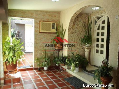 CASA VENTA LA GILCON MARACAIBO API - 4230 ELIDA HERNANDEZ. ANGEL PINTON FS TEAM WORK