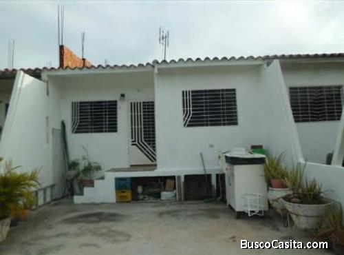 DENITSE RODRIGUEZ VENDE CASA EN LOMAS DE LA HACIENDA SAN DIEGO