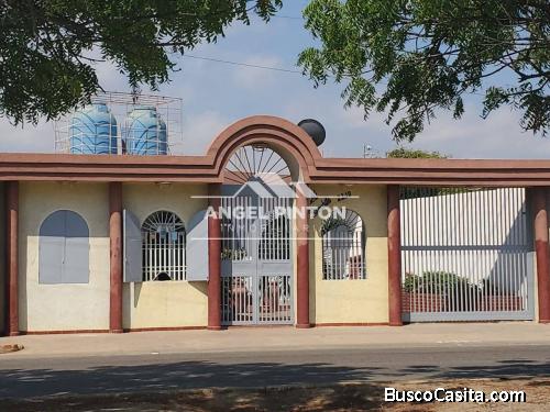 CASA COMERCIAL EN VENTA EN MILAGRO NORTE MARACAIBO API 4466 ELIDA HERNANDEZ ANGEL PINTON FS TEAM W.
