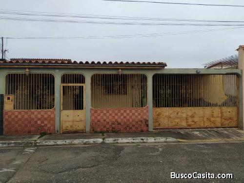 Casa en Urbanización Brisas de Carorita II