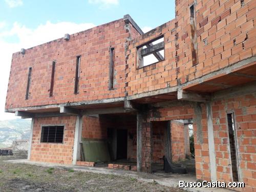 CASA EN CONSTRUCCION EN VENTA SABANETA DEL HATILLO CARACAS