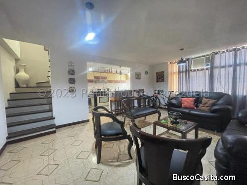 Apartamento en venta Santa Irene cod rah  23-28275