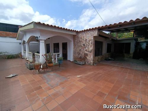 Casa En Avenida La Mata