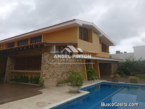 CONJUNTO CERRADO EN VENTA EN TIERRA NEGRA MARACAIBO API 4784 ELIDA HERNANDEZ ANGEL PINTON FS T.W.