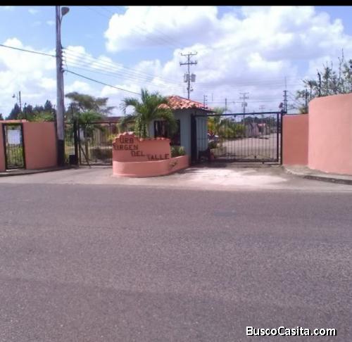 Oferta Casa Urb Privada