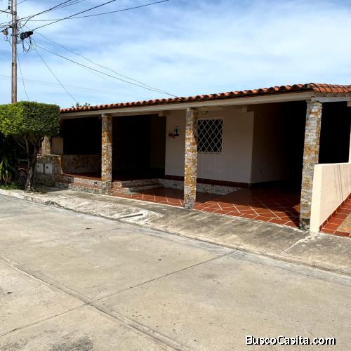 Casa en La Ensenada San Joaquin