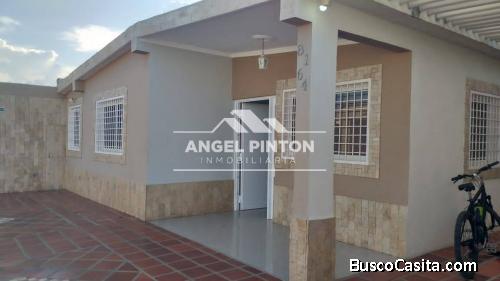 CASA EN VENTA EN ALTOS DE MARACAIBO, API 3635 ELIDA HERNANDEZ ANGEL PINTON FS TEAM WORK
