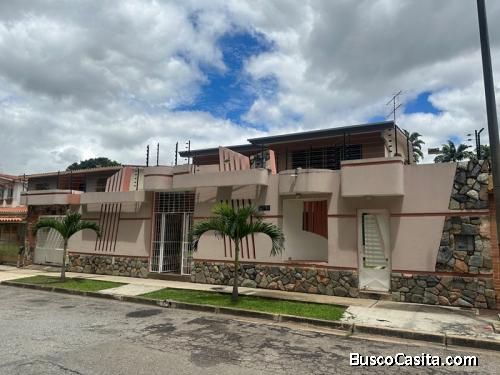 FARITH MOTA VENDE CASA EN LA VIÑA  FOC-1658