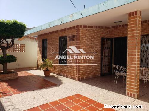 CASA COMERCIAL VENTA 18 DE OCTUBRE MARACAIBO API 4933 LEYDA VANEGAS 04146789451