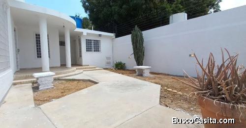 Casa Uso Comercial en VENTA