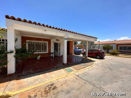 Casa  en VENTA    