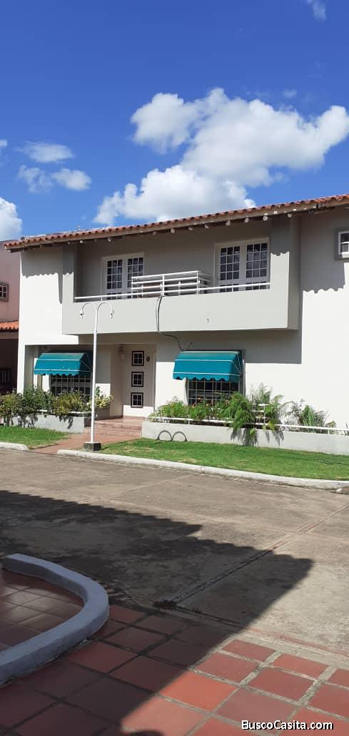 TOWNHOUSE UNIFAMILIAR CR PALMA REAL