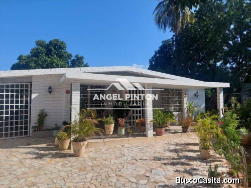 CASA EN VENTA EN SABANETA MARACAIBO API 4867 ELIDA HERNANDEZ ANGEL PINTON FS TEAM WORK