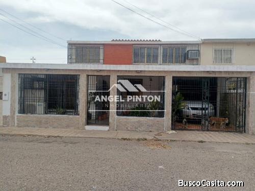 CASA EN VENTA EN MARA NORTE MARACAIBO API 5222 ELIDA HERNANDEZ ANGEL PINTON FS TEAM WORK