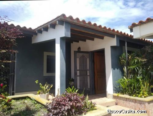 Casa Con Excelente Ubicación En Cabudare Urb. Villa Roca III