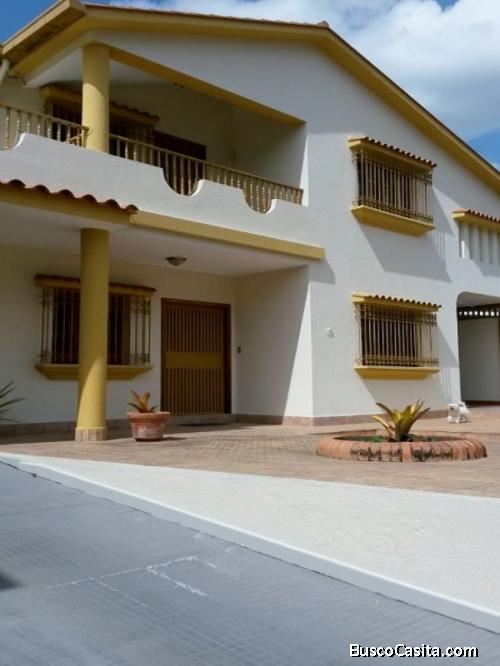 Eglée Suárez Vende Casa en la Urb Trigal Sur en Valencia.