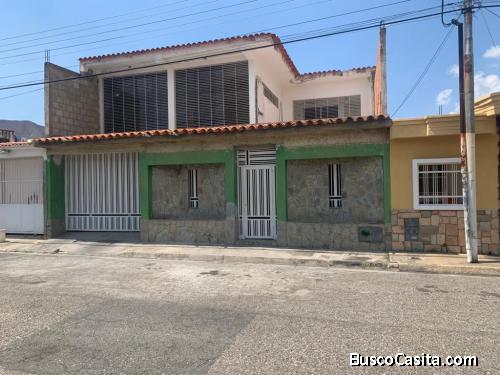 Eglée Suárez Vende Casa en Urb. Valle Verde, San Diego.