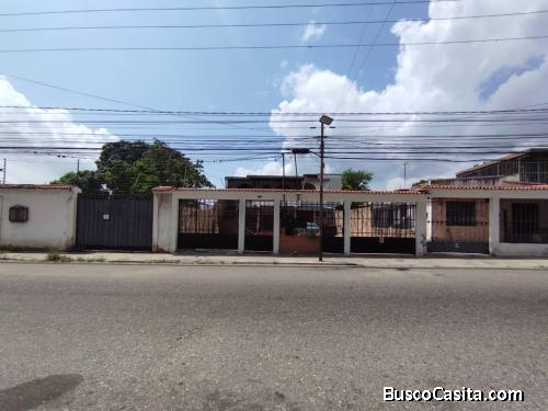 CASA COMERCIAL . RESIDENCIAL CALLE 9 ESTE DE BARQUISIMETO 