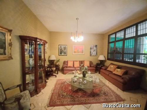 HERMOSA CASA EN MONTE REAL