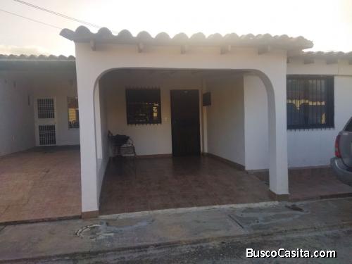 CASA DE 153M2 EN URBANIZACIÓN HORIZONTE, CABUDARE, ESTADO LARA.