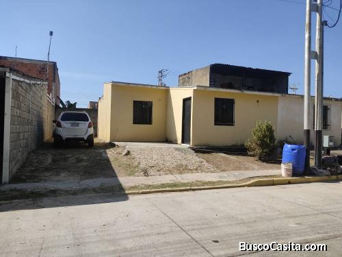 Hermosa casa en Urbanización Altamira Municipio San Joaquin 