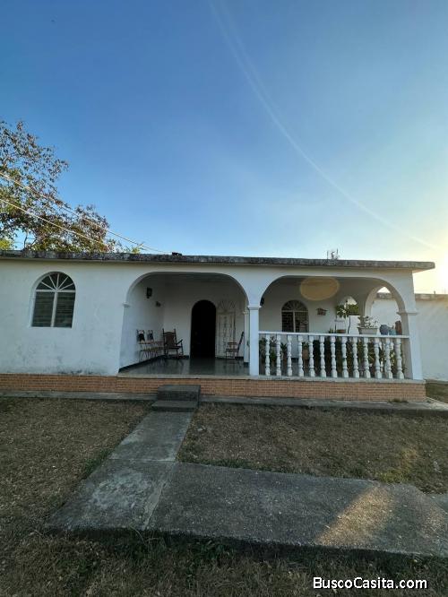ACOGEDORA GRANJA EN BRISAS DE TEREPAIMA CON UNA EXCELENTE VISTA Y FÁCIL ACCESO LAS AV PRINCIPALES 