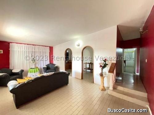 Casa en venta cerca de la Av. Ramon A. Medina en Coro Estado Falcón. Venezuela.