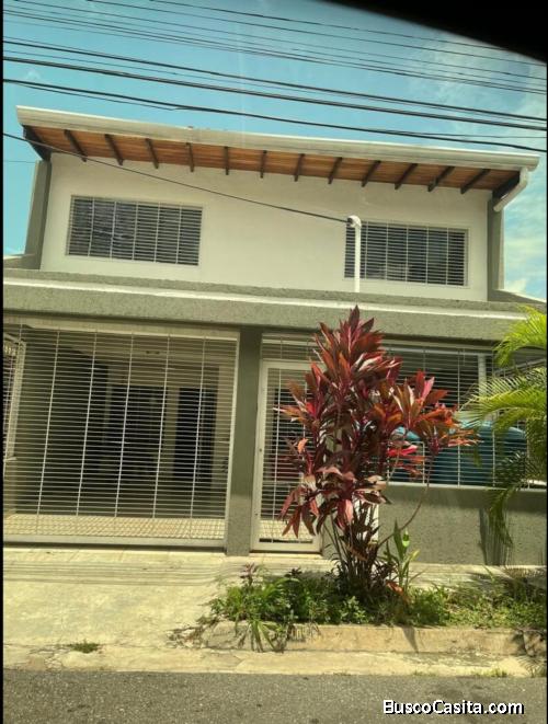 VENDO HERMOSA CASA-2 PLANTAS-MODERNA-AREA 148X45-SANDIEGO CARABOBO