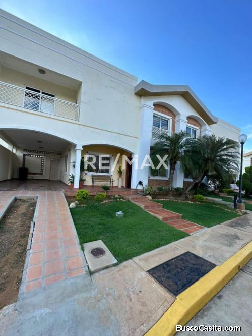 Casa en Venta Villa Española Remax Millenium