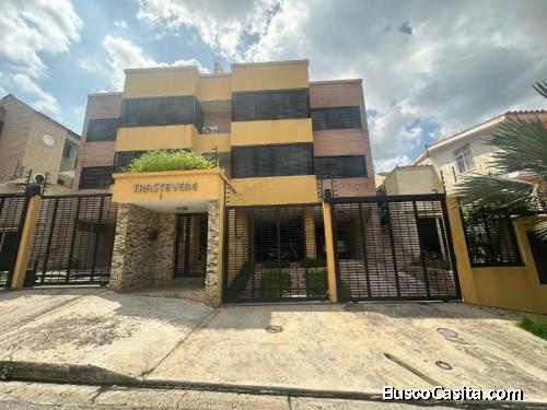 Se Vende Town House en el Conj. Res. Trastevere. Cod: Prth-044