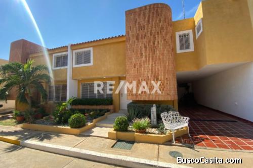 Casa en Venta Villa Rincón del Mangle Remax Millenium