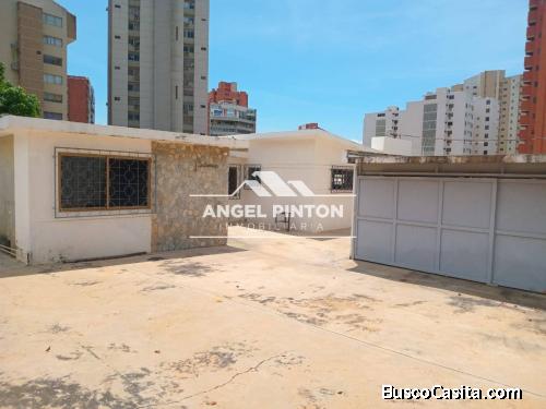 CASA COMERCIAL TERRENO EN LA LAGO MARACAIBO SWUTER API 7842