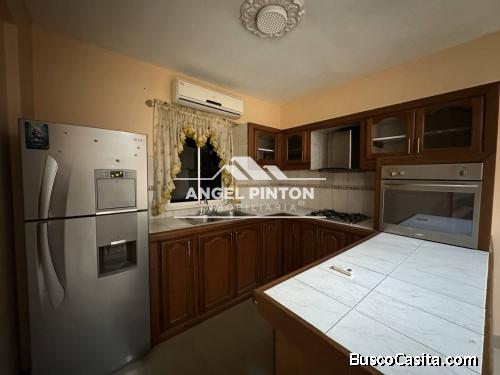 TOWNHOUSE VENTA EN LA COROMOTO SAN FRANCISCO SWUETTER API 9428