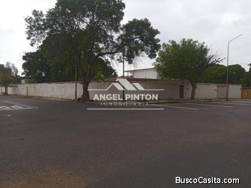 CASA COMERCIAL EN VENTA MARACAIBO SWUETTER API 4876